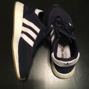 Adidas Iniki sneakers 👟